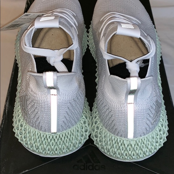 *Sold* Adidas Alphaedge 4D - Picture 4 of 7